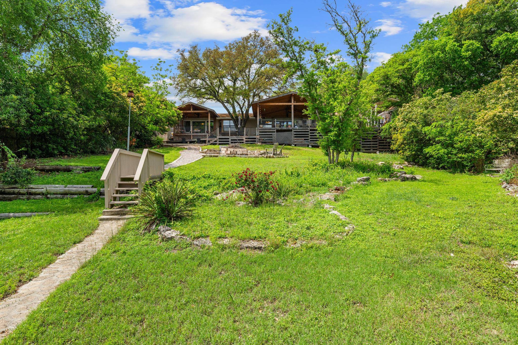 18000 Easy ST, Jonestown, TX 78645