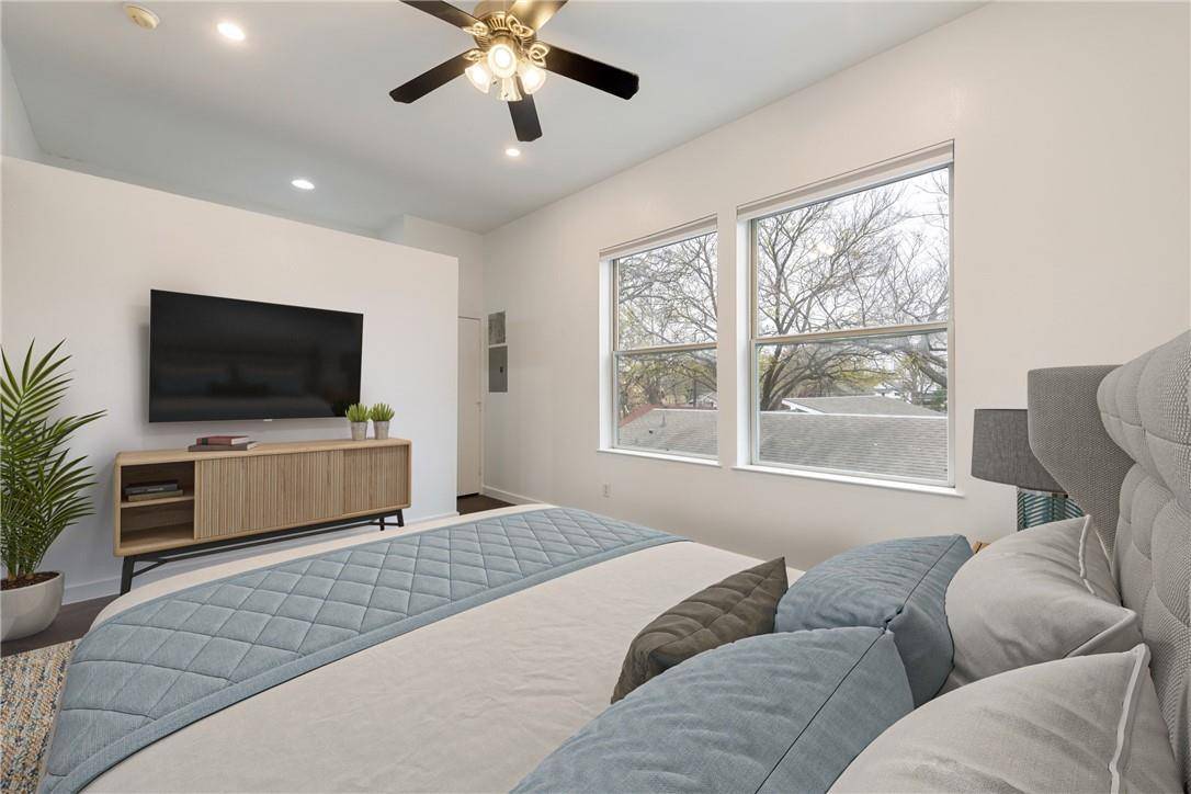 2601 E 7th ST #203, Austin, TX 78702