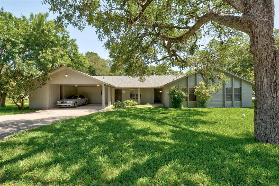 6100 Forest Hills DR #B, Austin, TX 78746