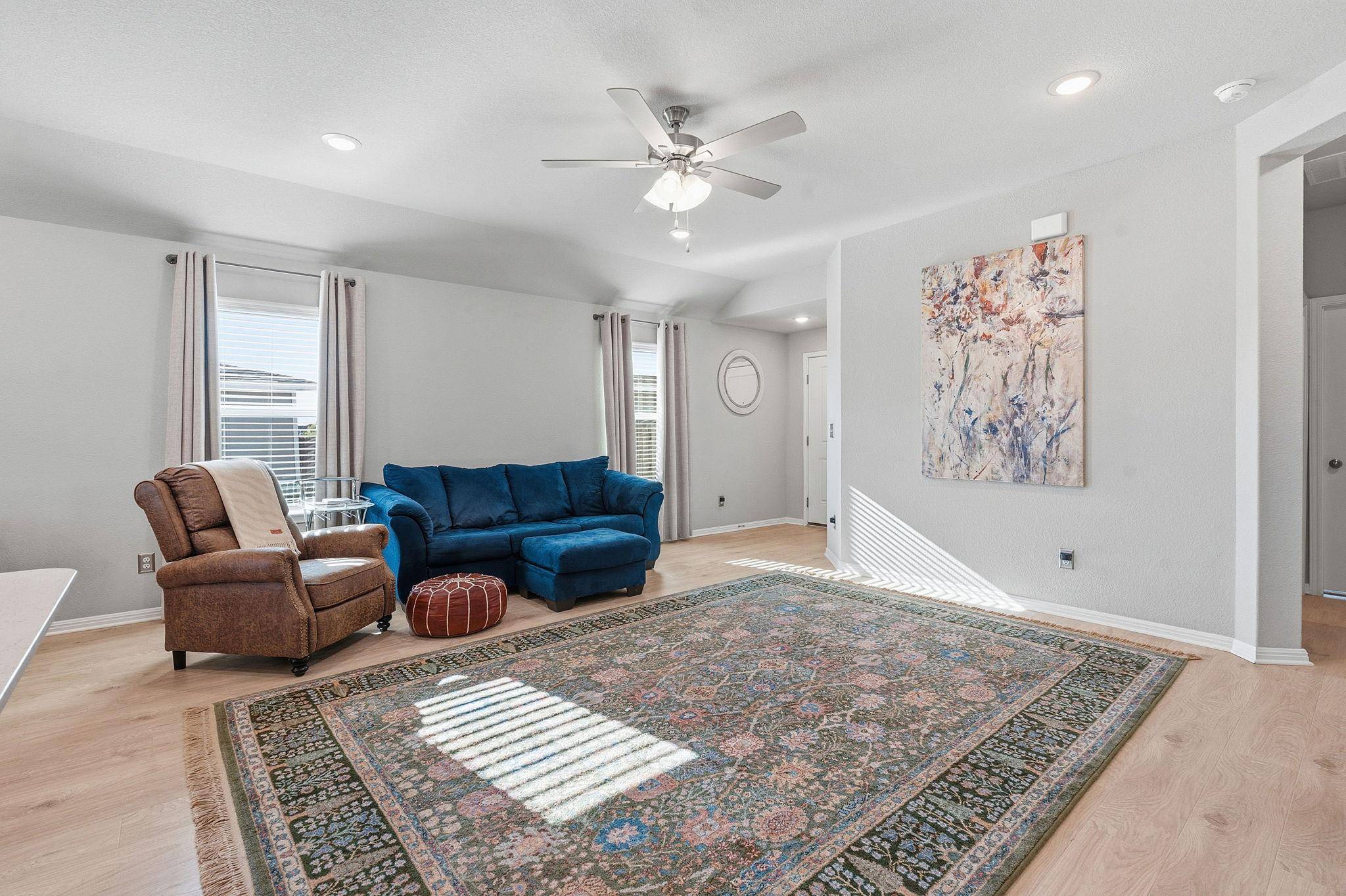 6026 Marsh LN, Buda, TX 78610