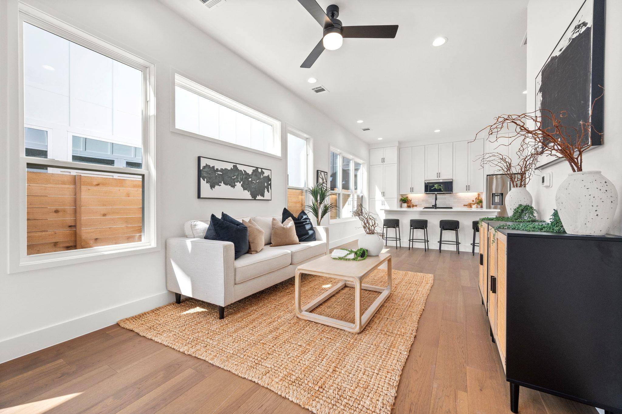 1407 Cedar Ave #2, Austin, TX 78702