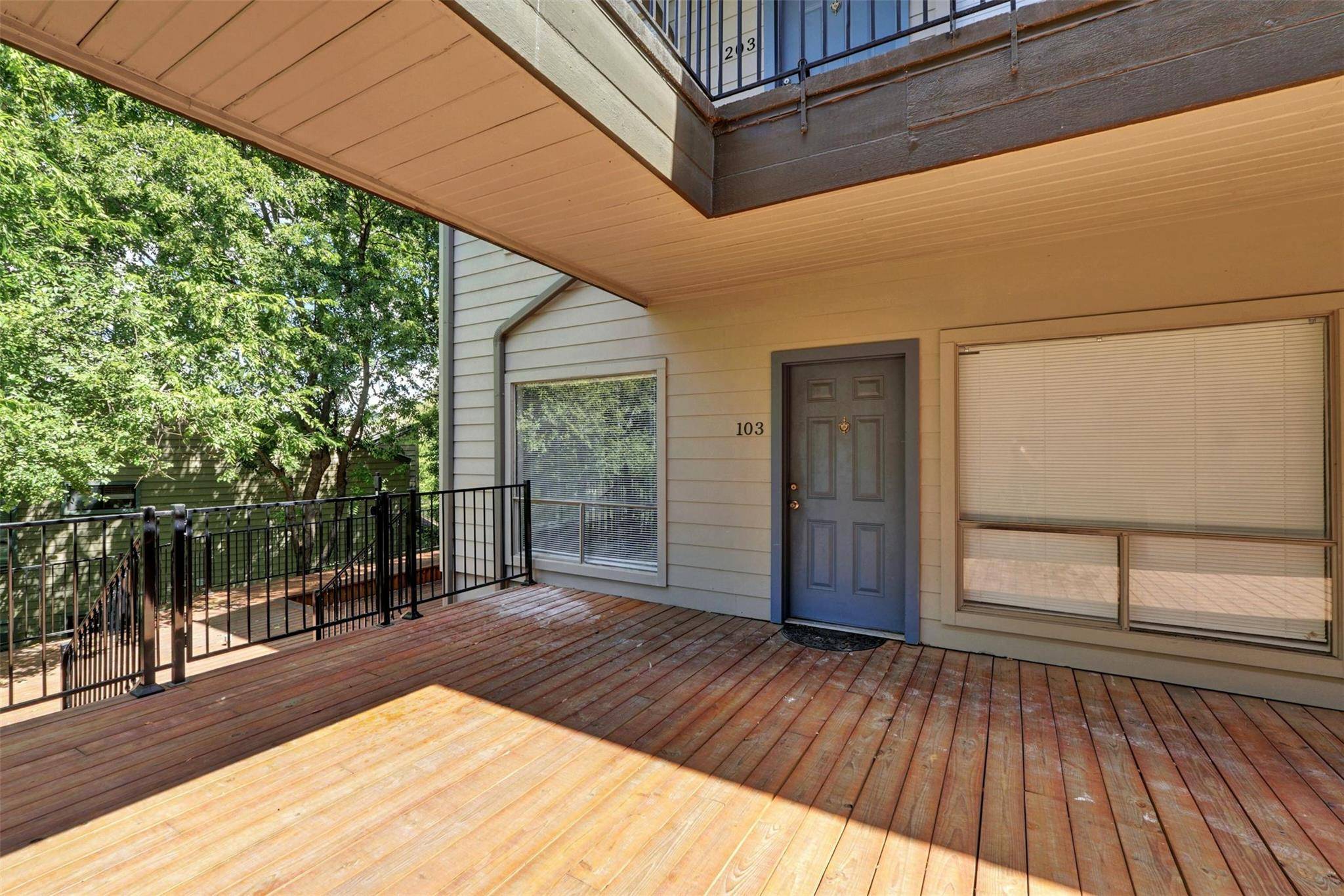 908 Poplar ST #103, Austin, TX 78705