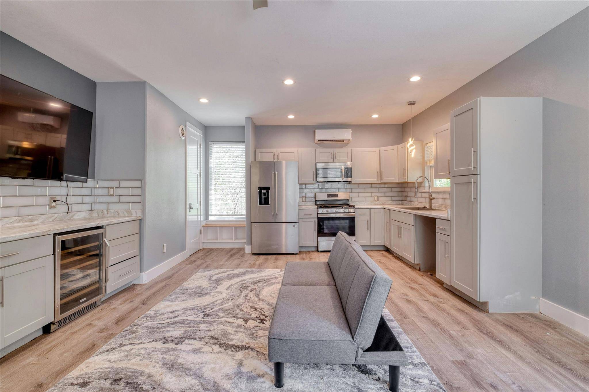 4005 Veldt DR, Austin, TX 78725