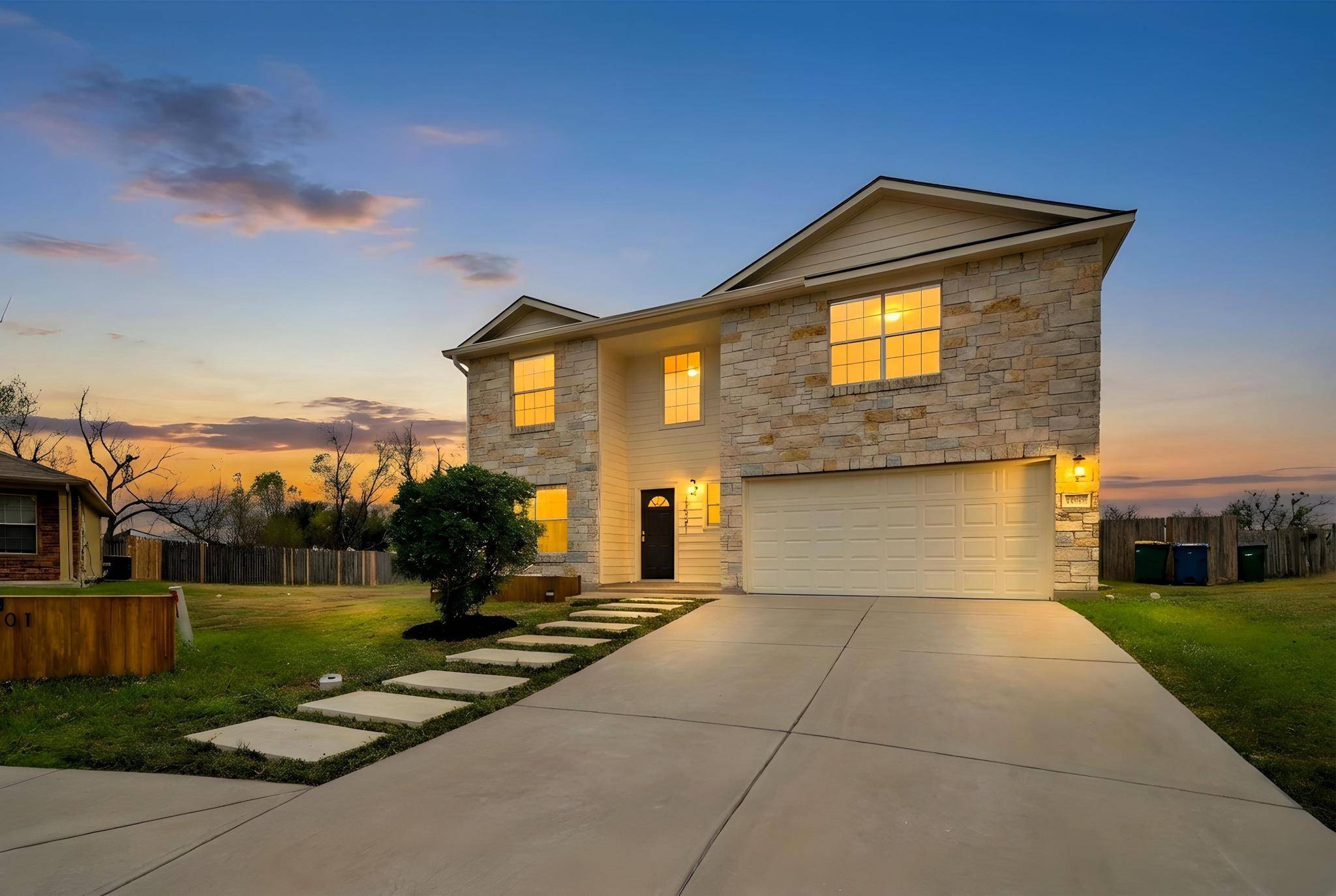 13501 Sierra Wind LN, Elgin, TX 78621