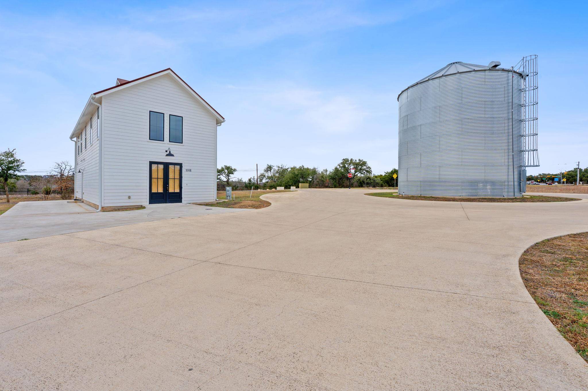 1006 Frost Ave, Driftwood, TX 78619