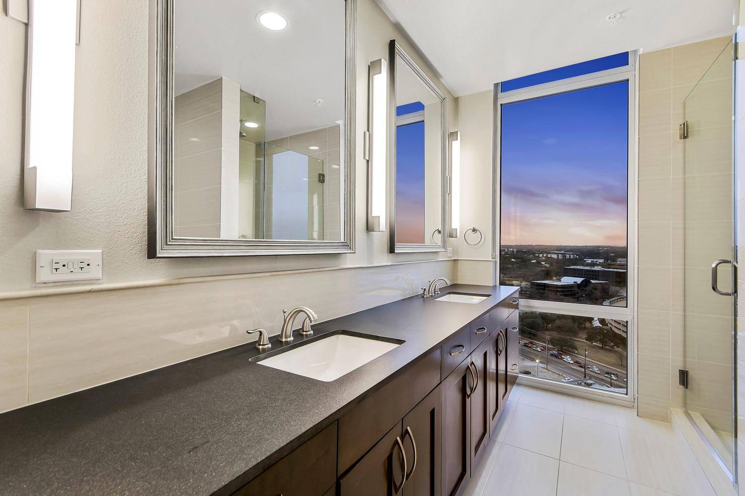 214 Barton Springs RD #1909, Austin, TX 78704