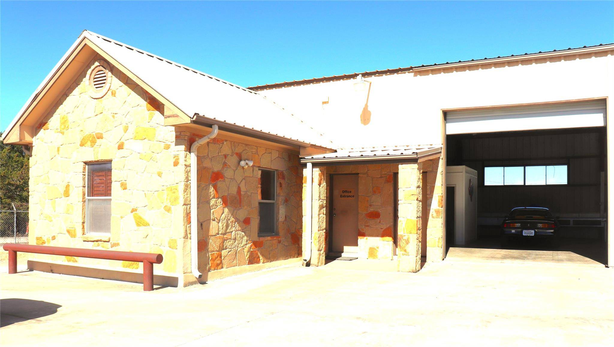 500 Southland DR, Burnet, TX 78611