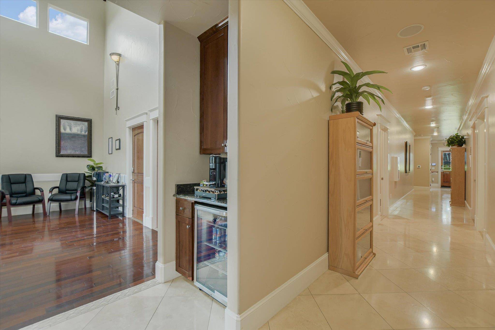 310 W Main ST #101, Round Rock, TX 78664