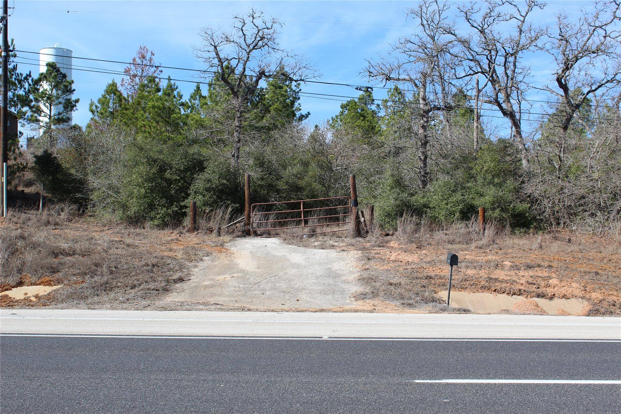 736 Highway 21 HWY E, Bastrop, TX 78602