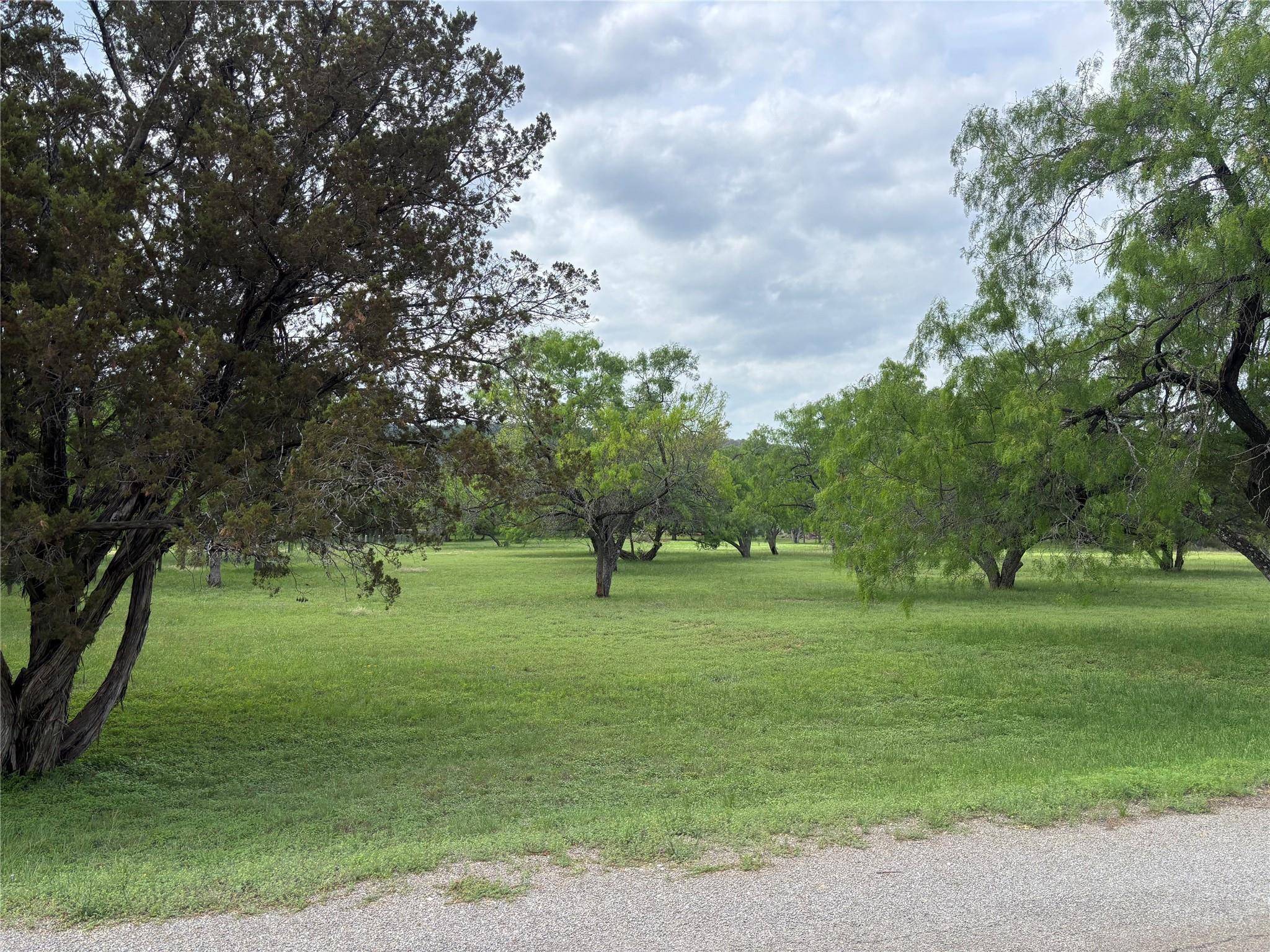 130 Primera CT, Kingsland, TX 78609