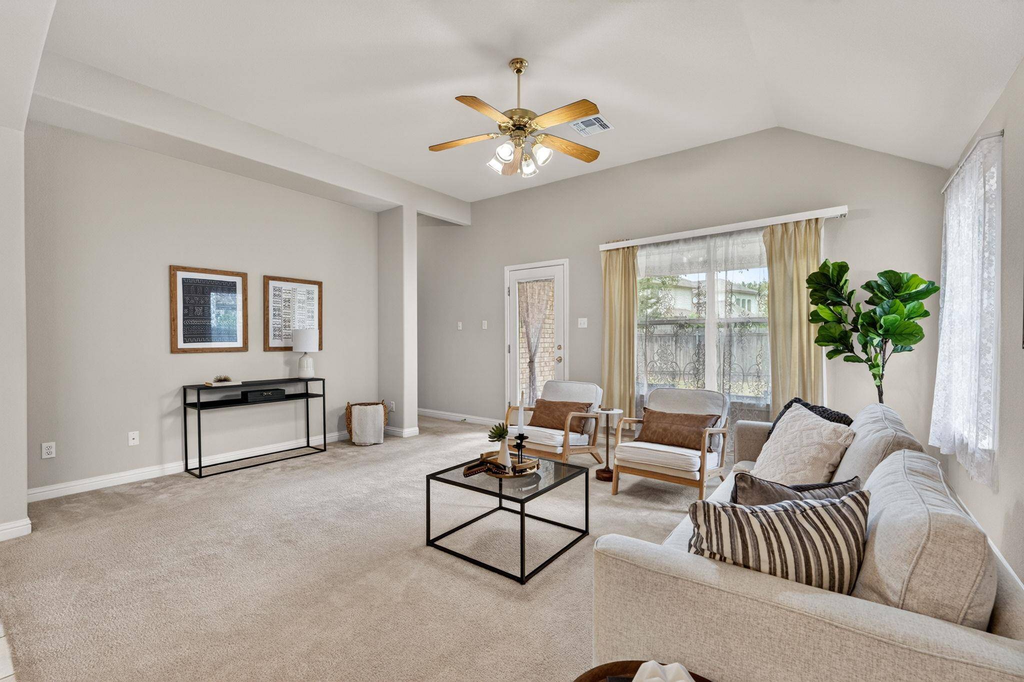 10520 Channel Island DR, Austin, TX 78747