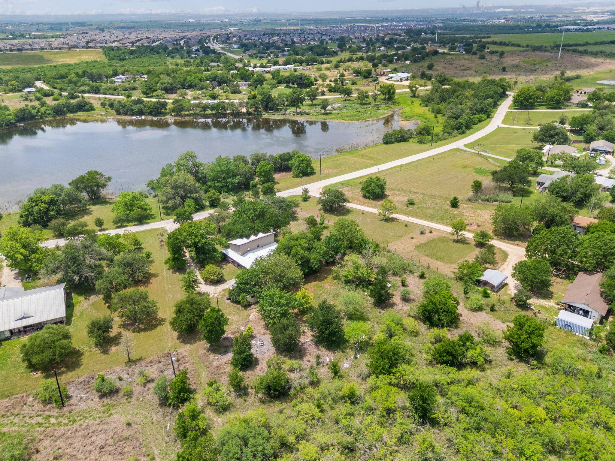 907 Horace Howard DR, San Marcos, TX 78666