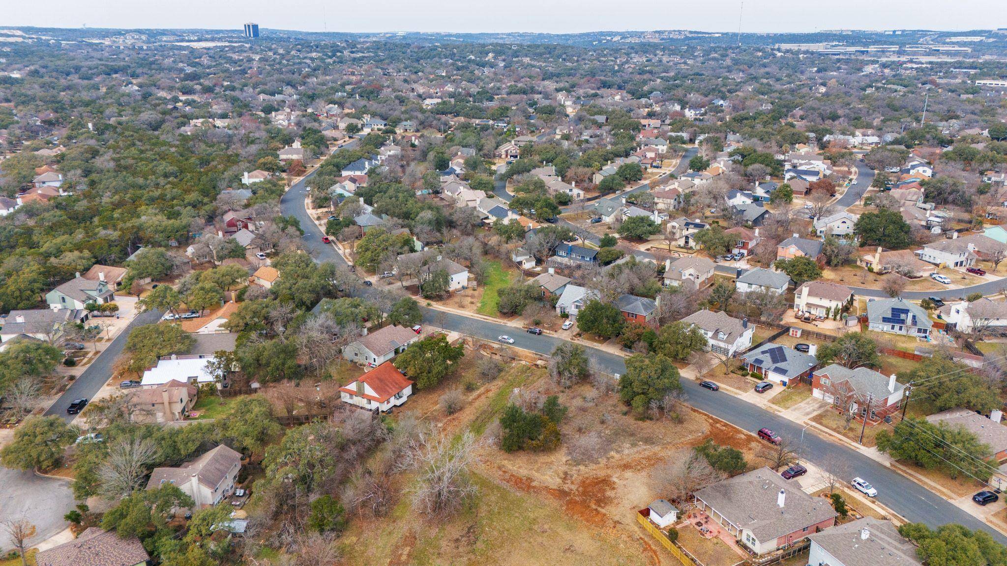 5609 Kayview DR, Austin, TX 78749