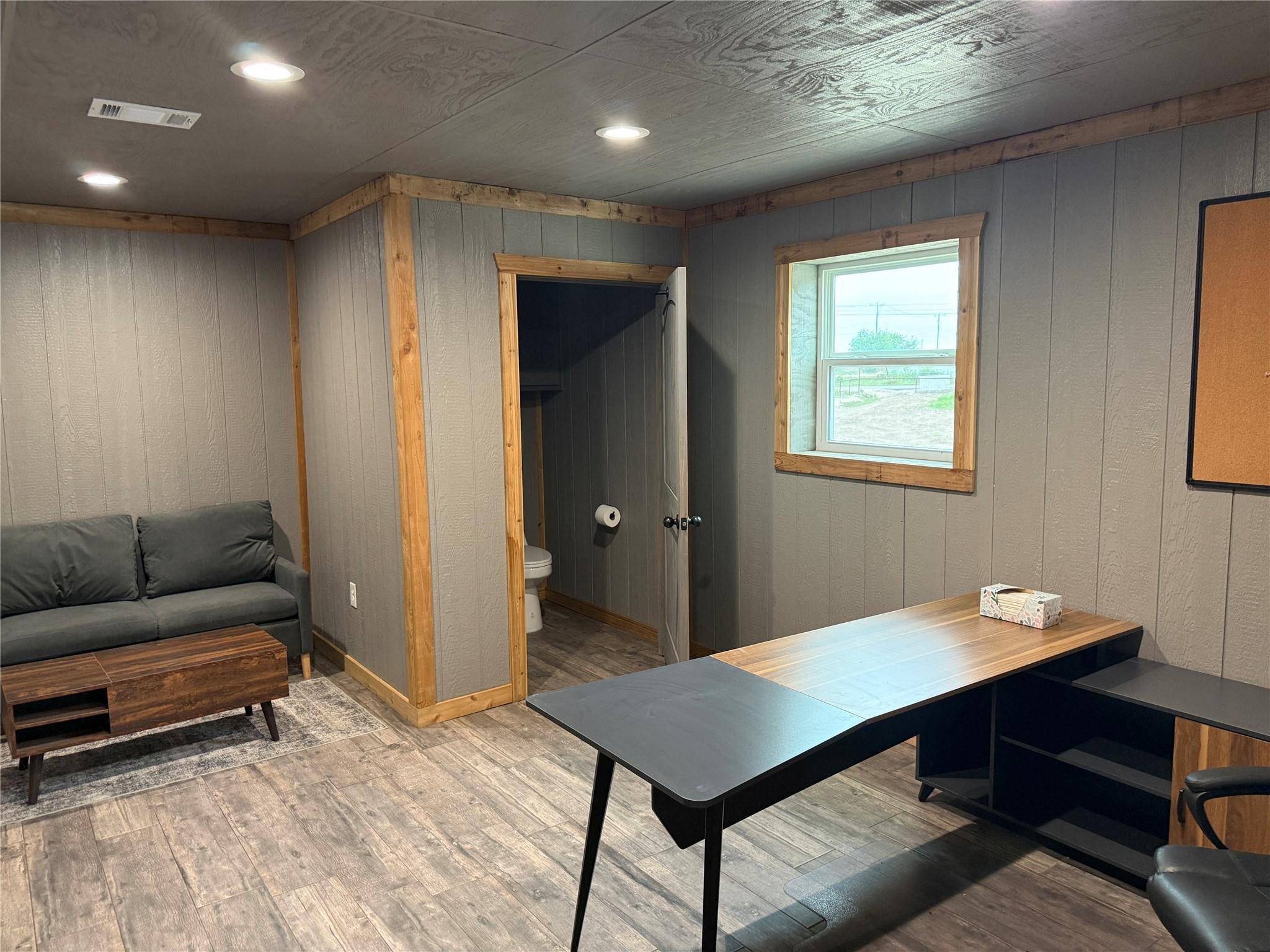 10141 CR 310 County Road 310 RD, Jarrell, TX 76537