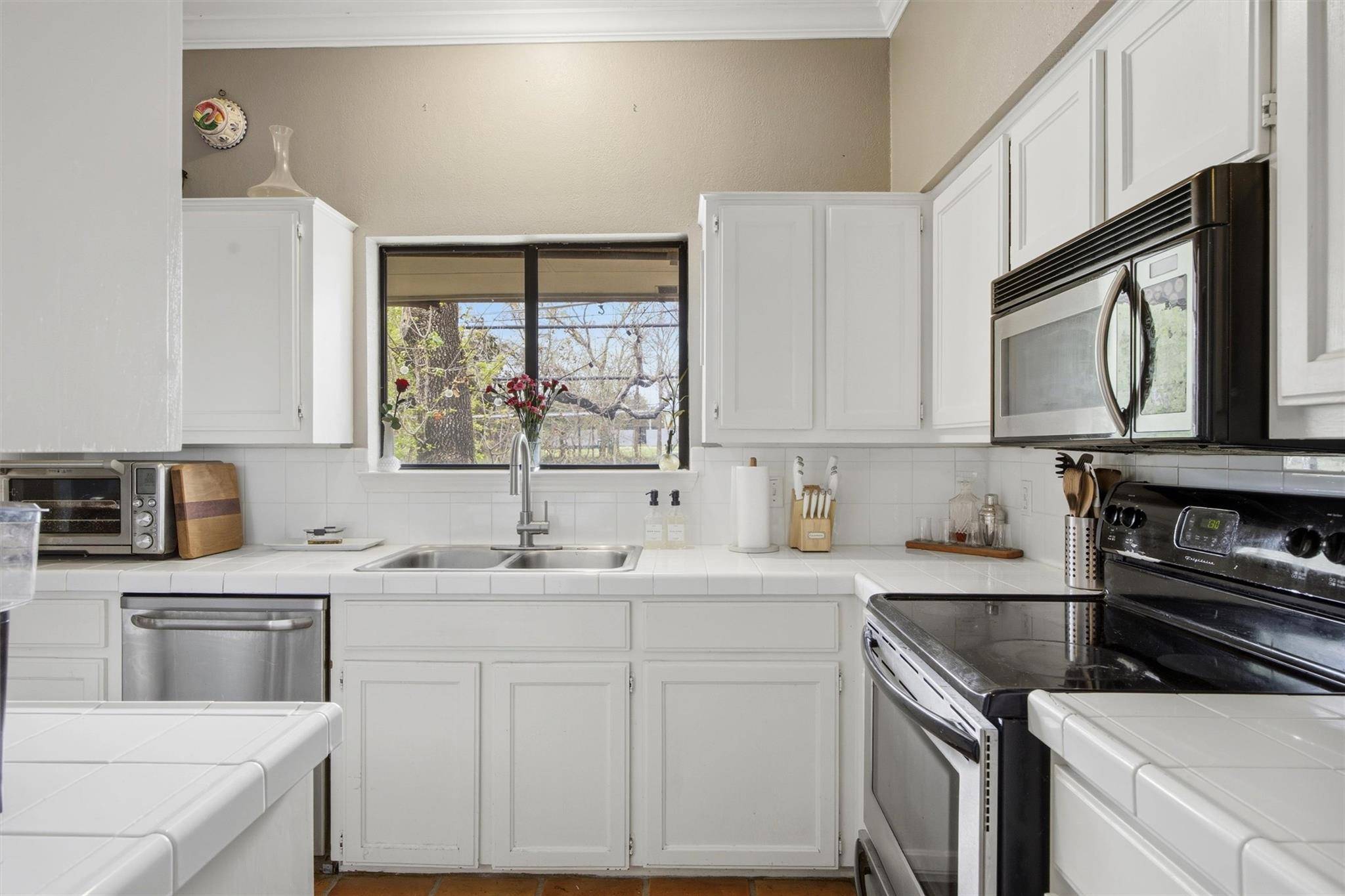 1404 Norwalk LN #201, Austin, TX 78703