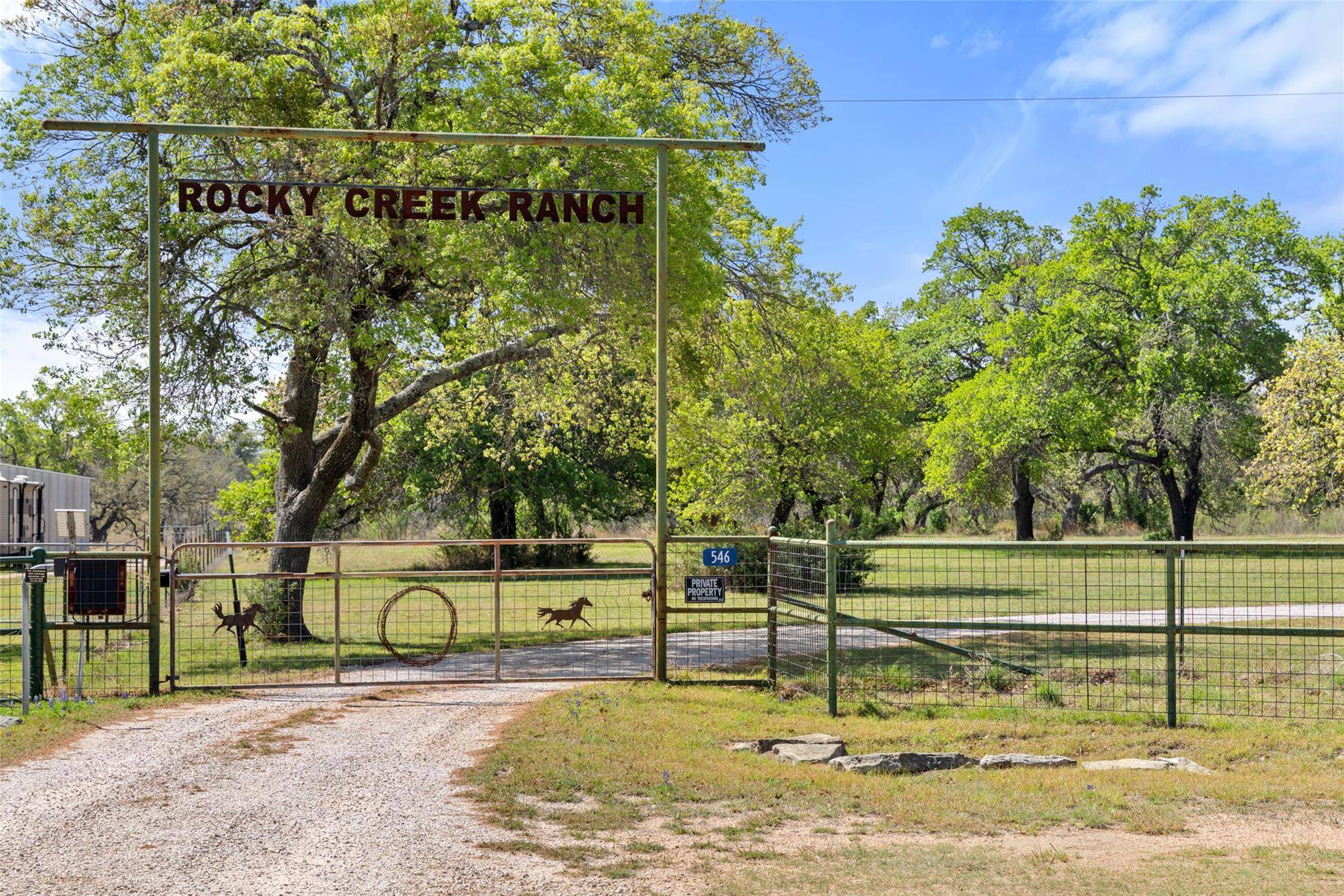 546 Lazy Oak RD, Johnson City, TX 78636