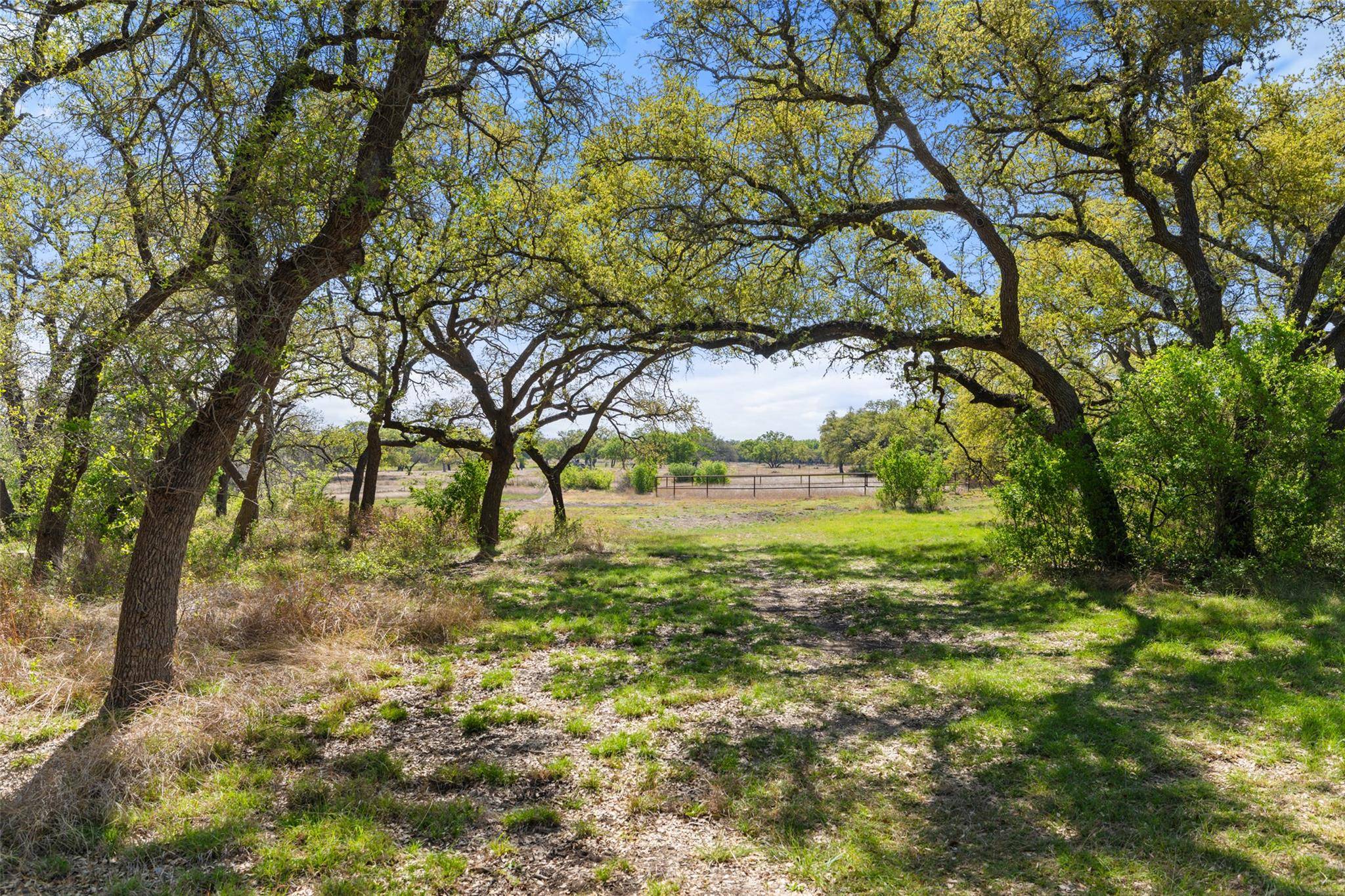 546 Lazy Oak RD, Johnson City, TX 78636