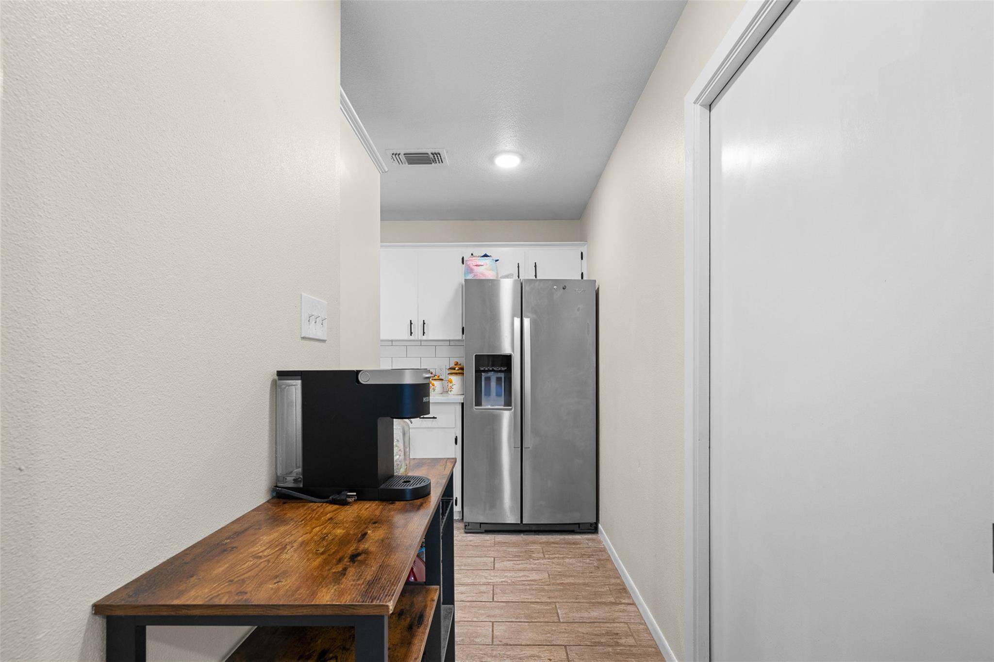 312 Holcombe DR, Lexington, TX 78947