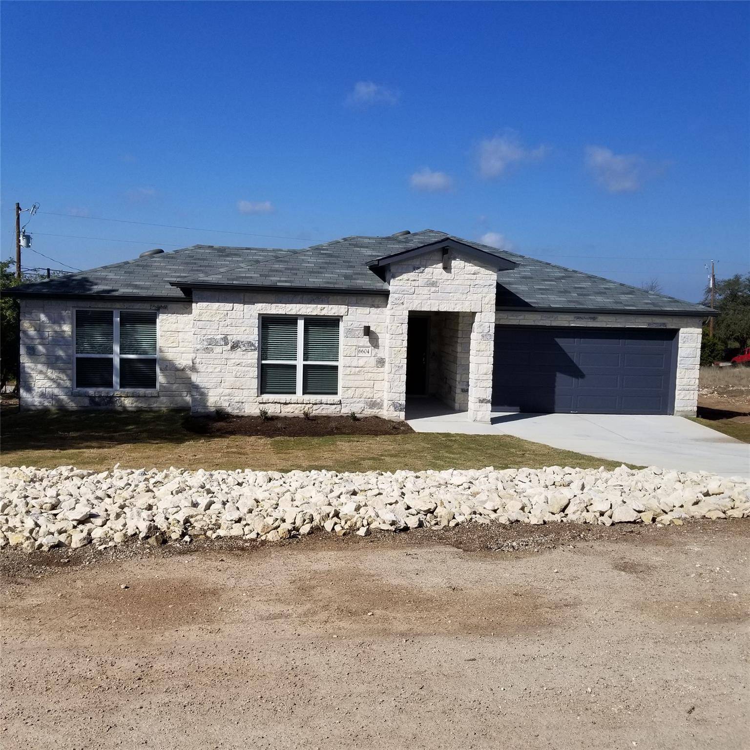 6604 Alta Vista DR, Lago Vista, TX 78645