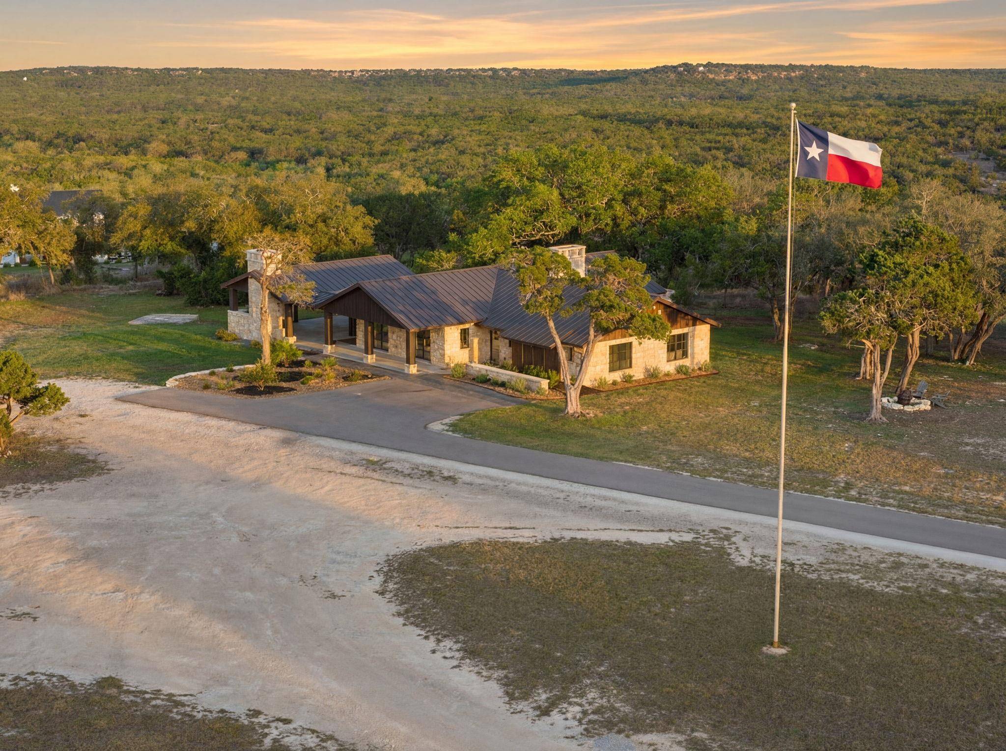 5930 Grotto Creek Court CT, Fischer, TX 78623