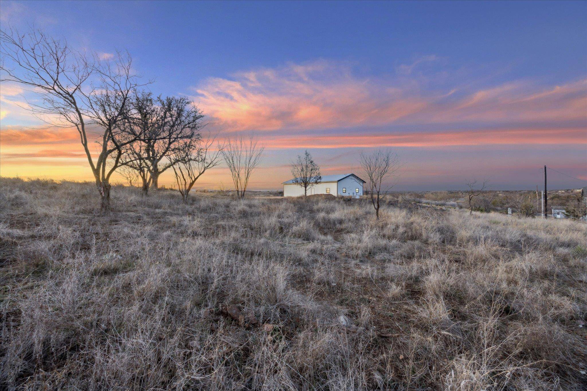 104 Paisano DR, Horseshoe Bay, TX 78657