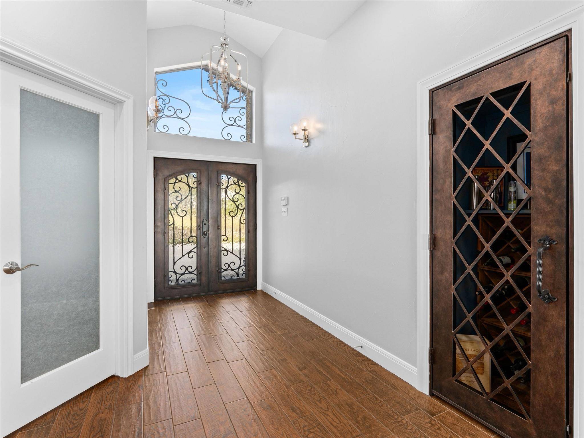 110 Kingsbury, Canyon Lake, TX 78133