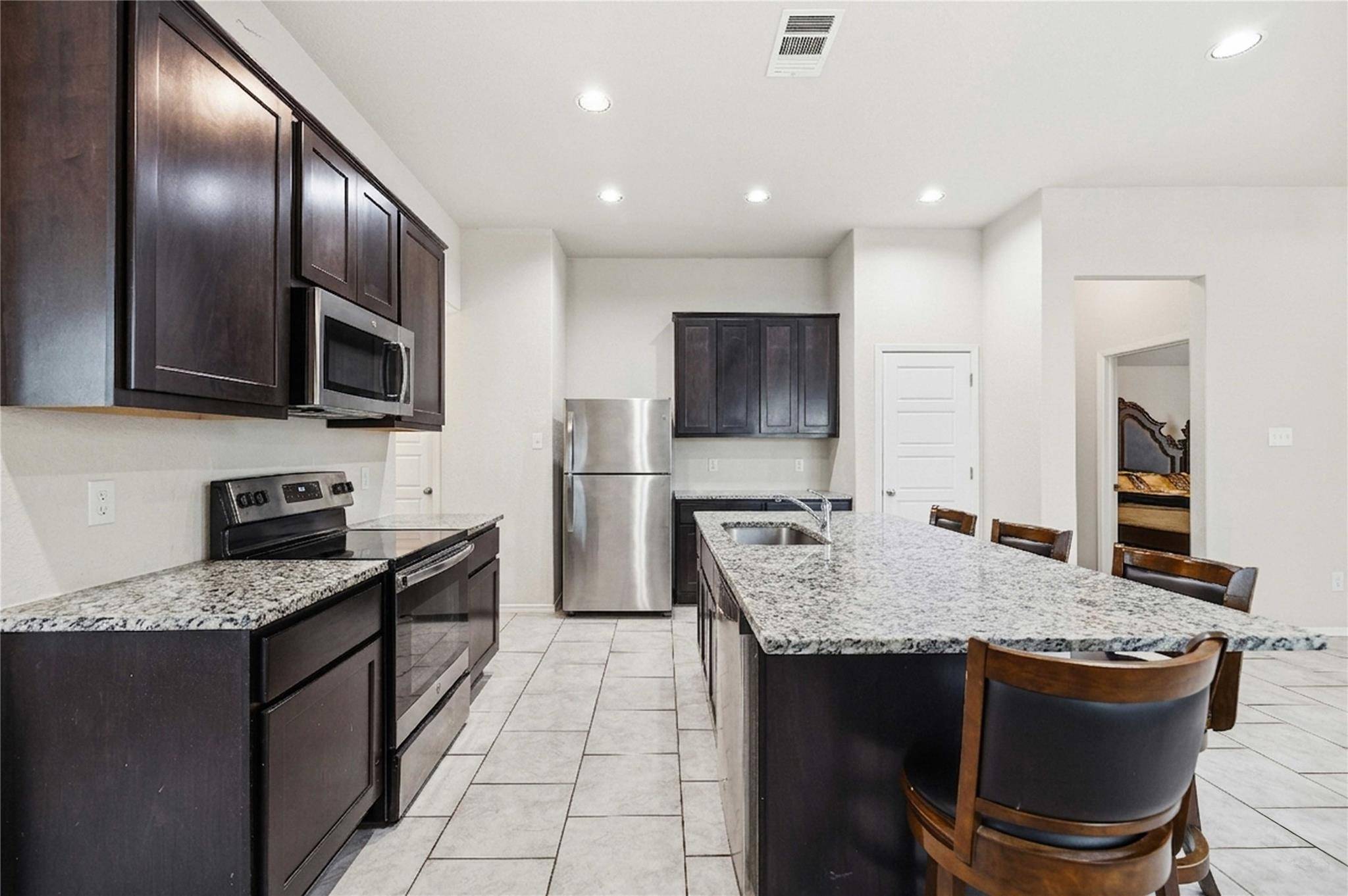 107 Saranac DR, Elgin, TX 78621