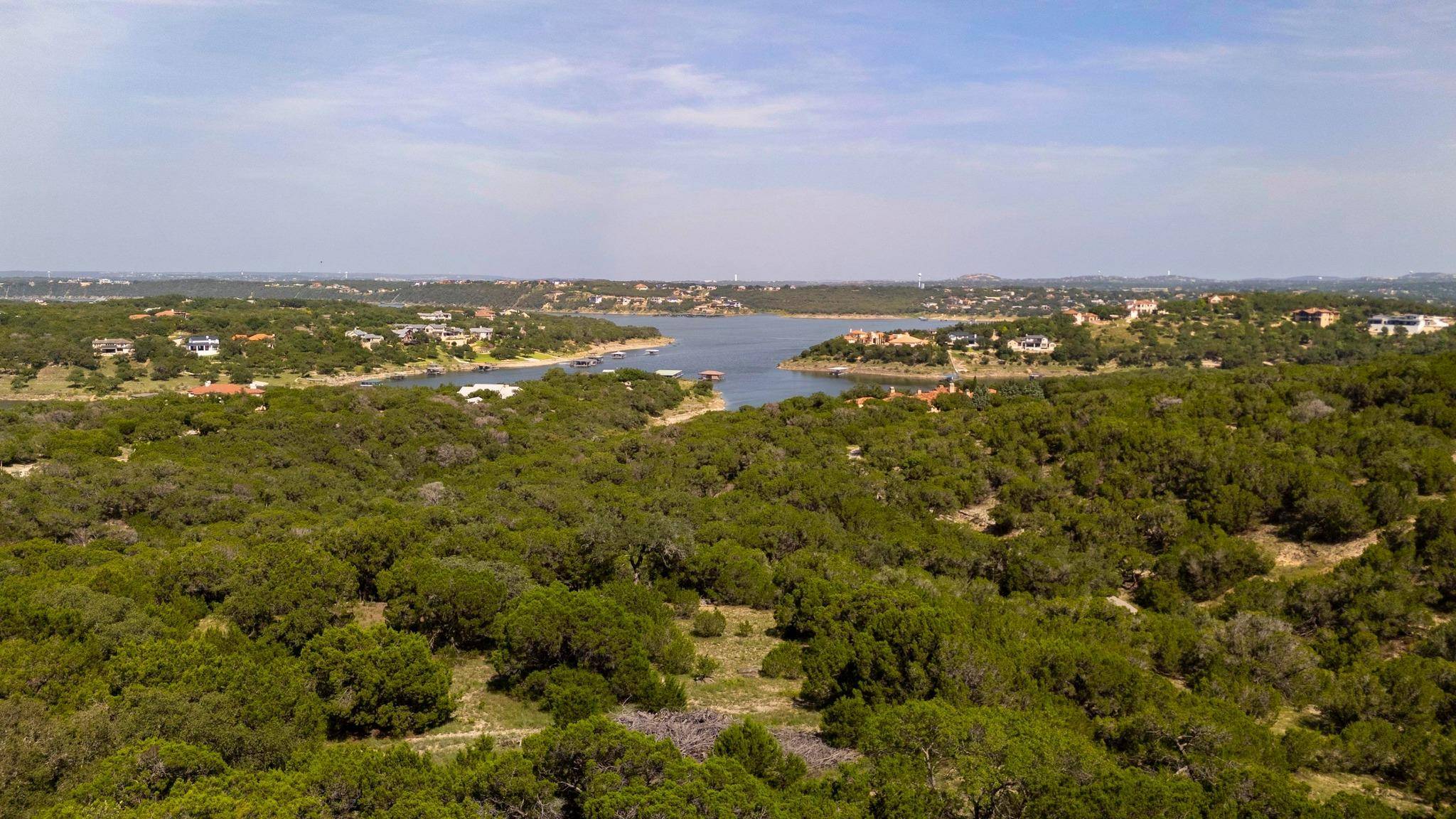 105 N Angel Light DR, Spicewood, TX 78669
