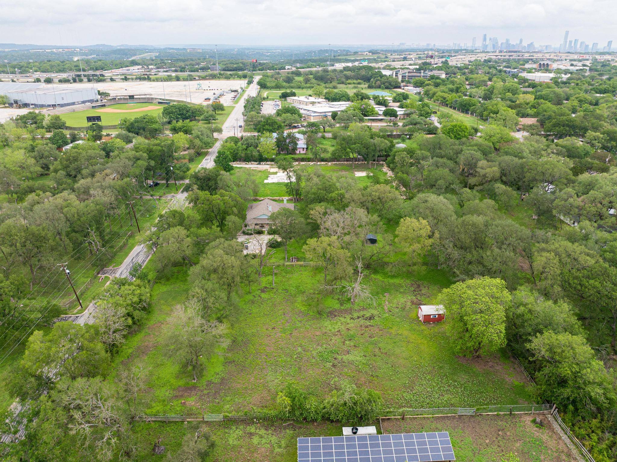 7 Pillow RD, Sunset Valley, TX 78745