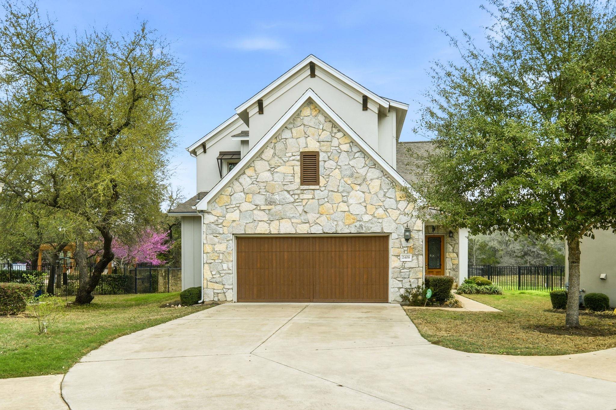 2408 Chambray CT #38, Austin, TX 78748