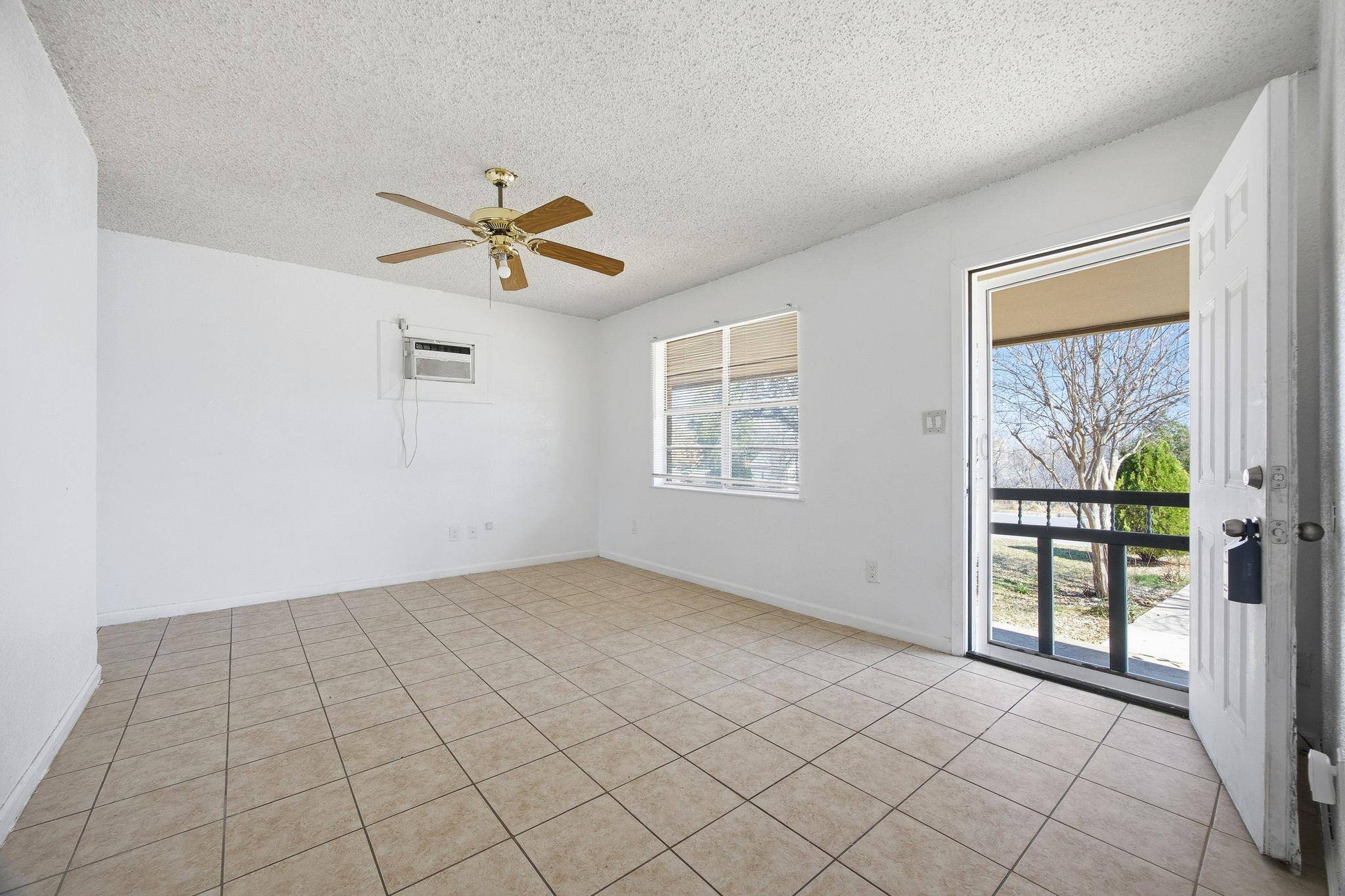 202 Forest ST, Georgetown, TX 78626