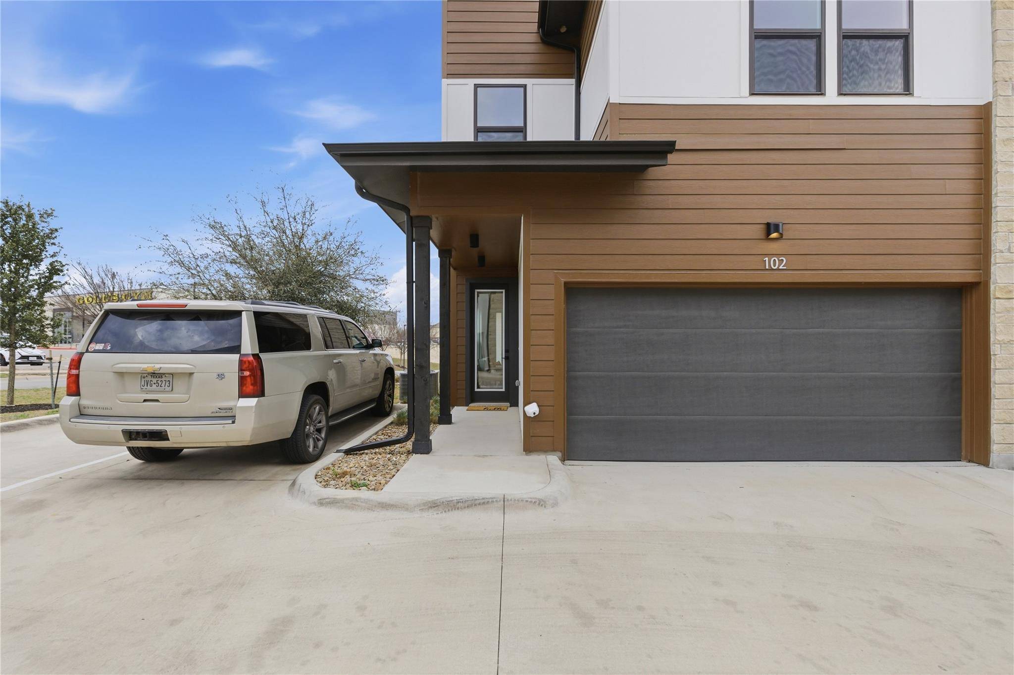 315 Holton DR #102, Austin, TX 78737