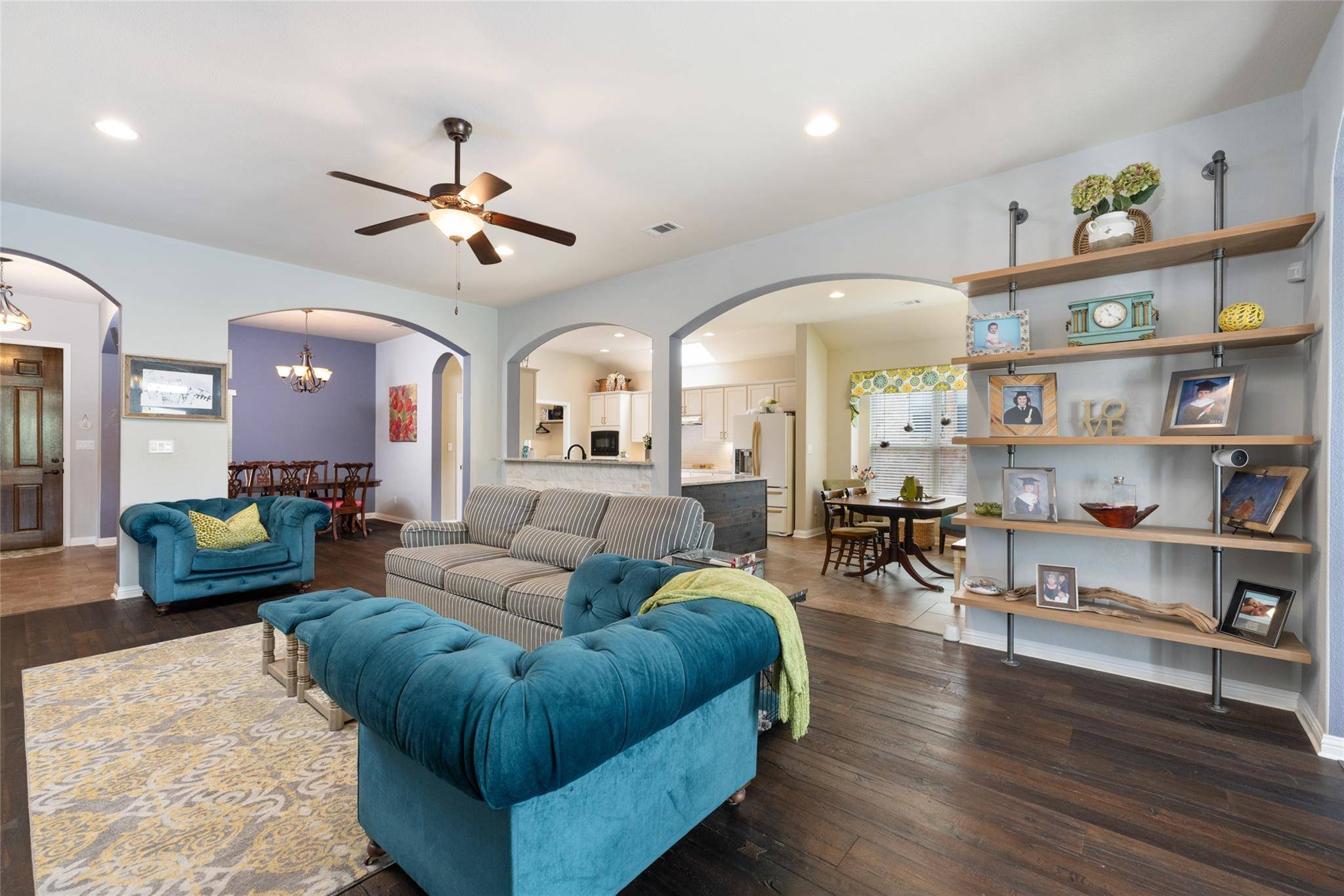 109 Lombardia DR, Lakeway, TX 78734
