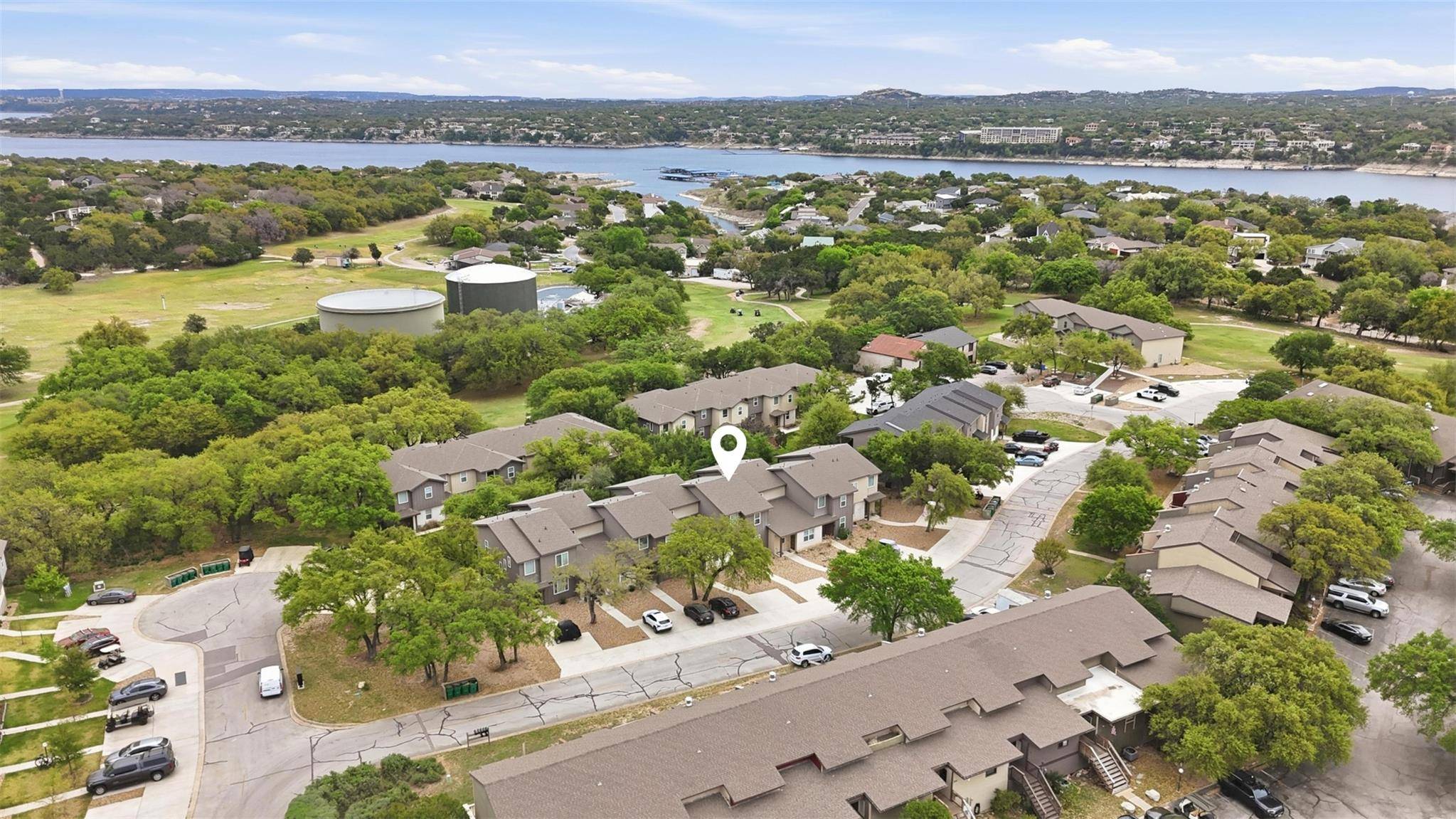 512 Palmer DR, Point Venture, TX 78645