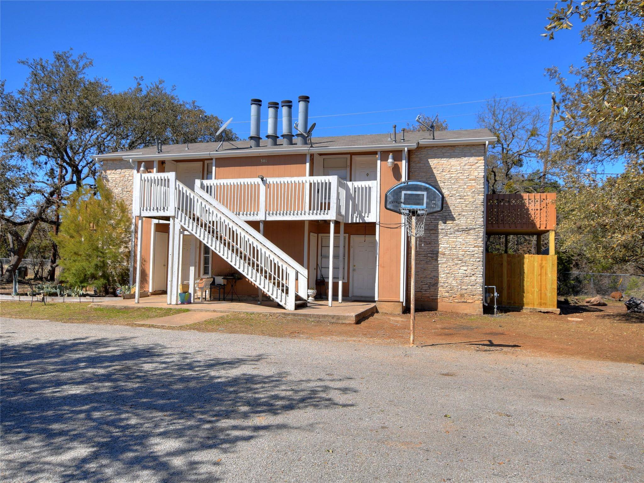 301 Algerita DR #D, Georgetown, TX 78628