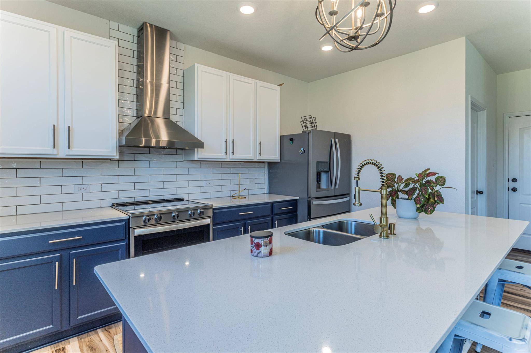 728 Bailey Park DR, Jarrell, TX 76537