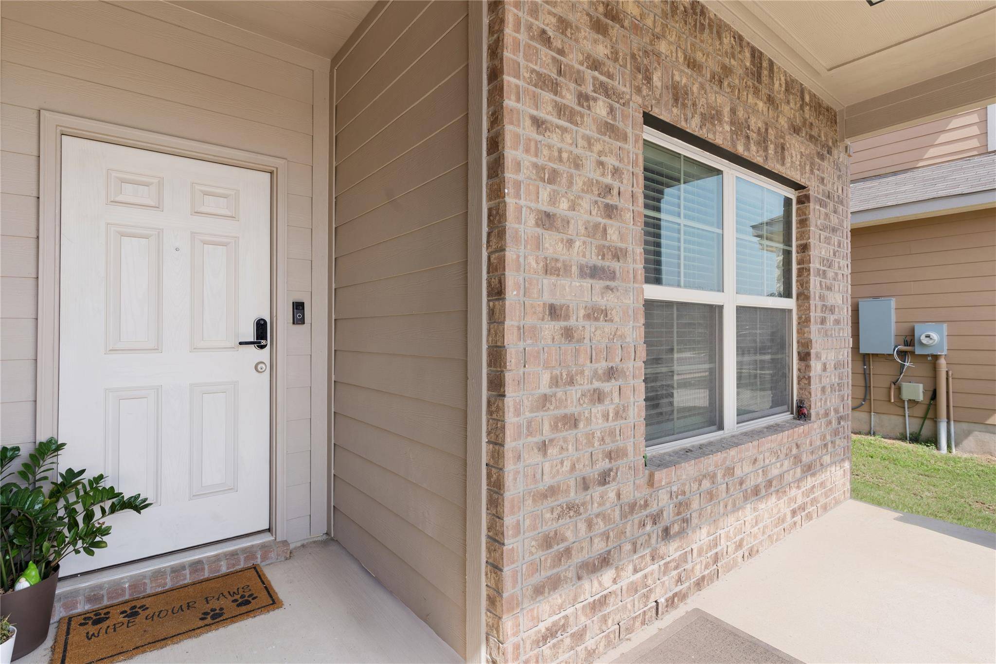 1027 Slight ST, New Braunfels, TX 78130
