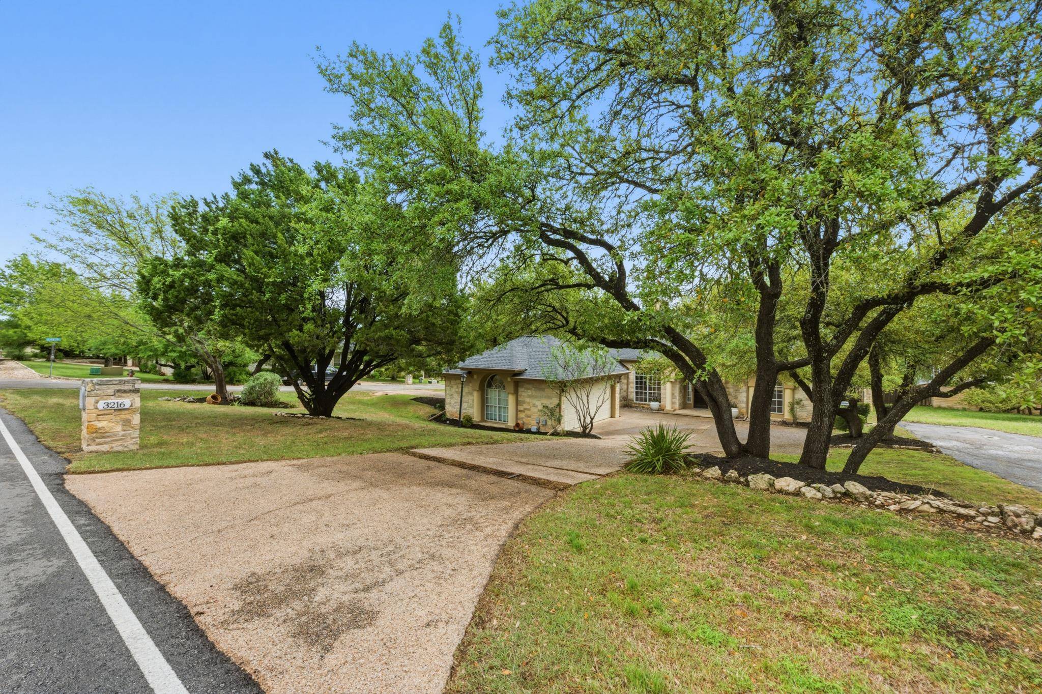 3216 Lakeway BLVD, Austin, TX 78734