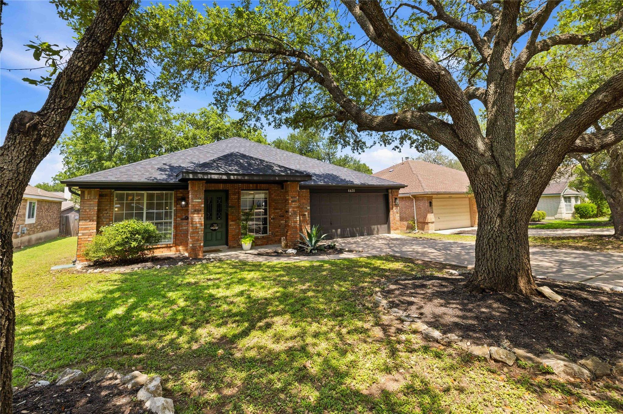 6435 Old Harbor LN, Austin, TX 78739