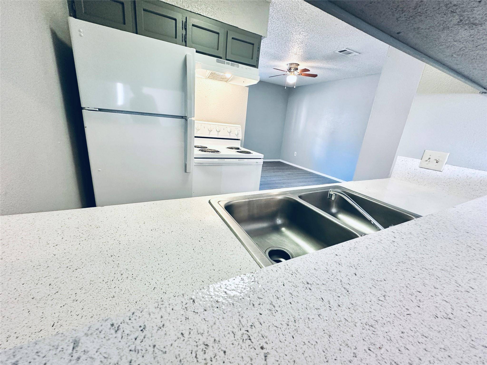 3702 S Second ST #103, Austin, TX 78704