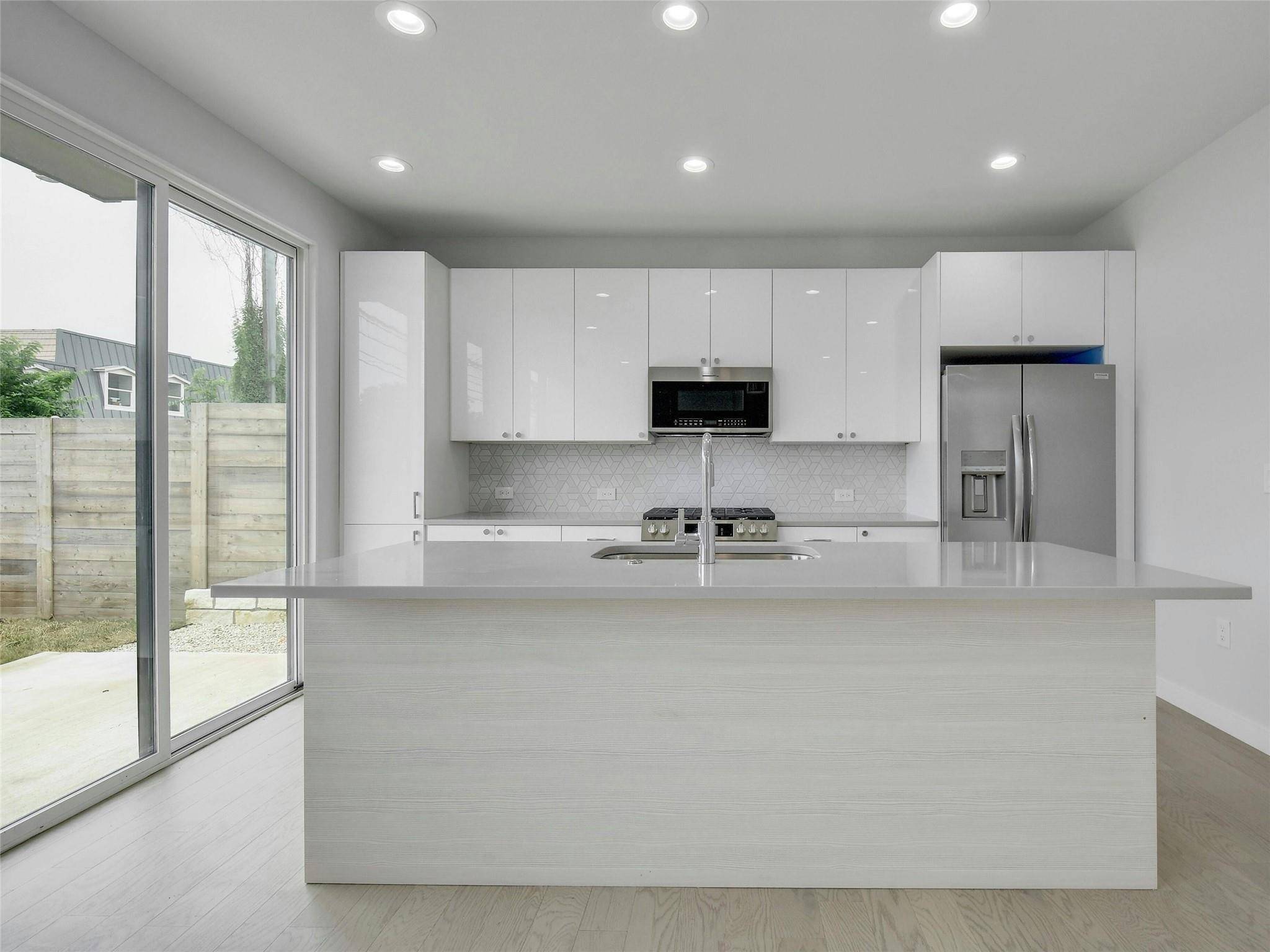 313 Blackson Ave #B, Austin, TX 78752