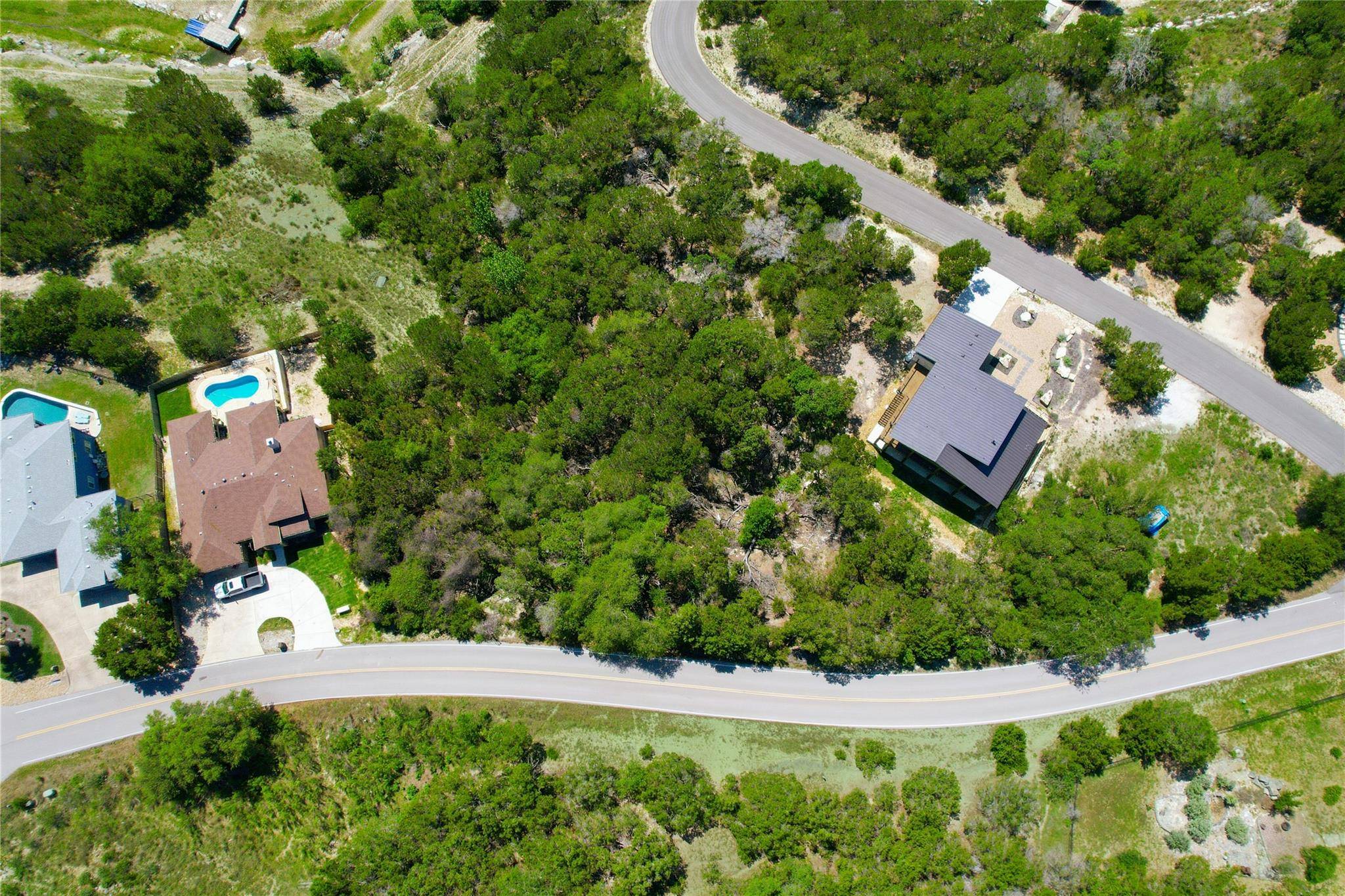 3008 Constitution DR, Lago Vista, TX 78645