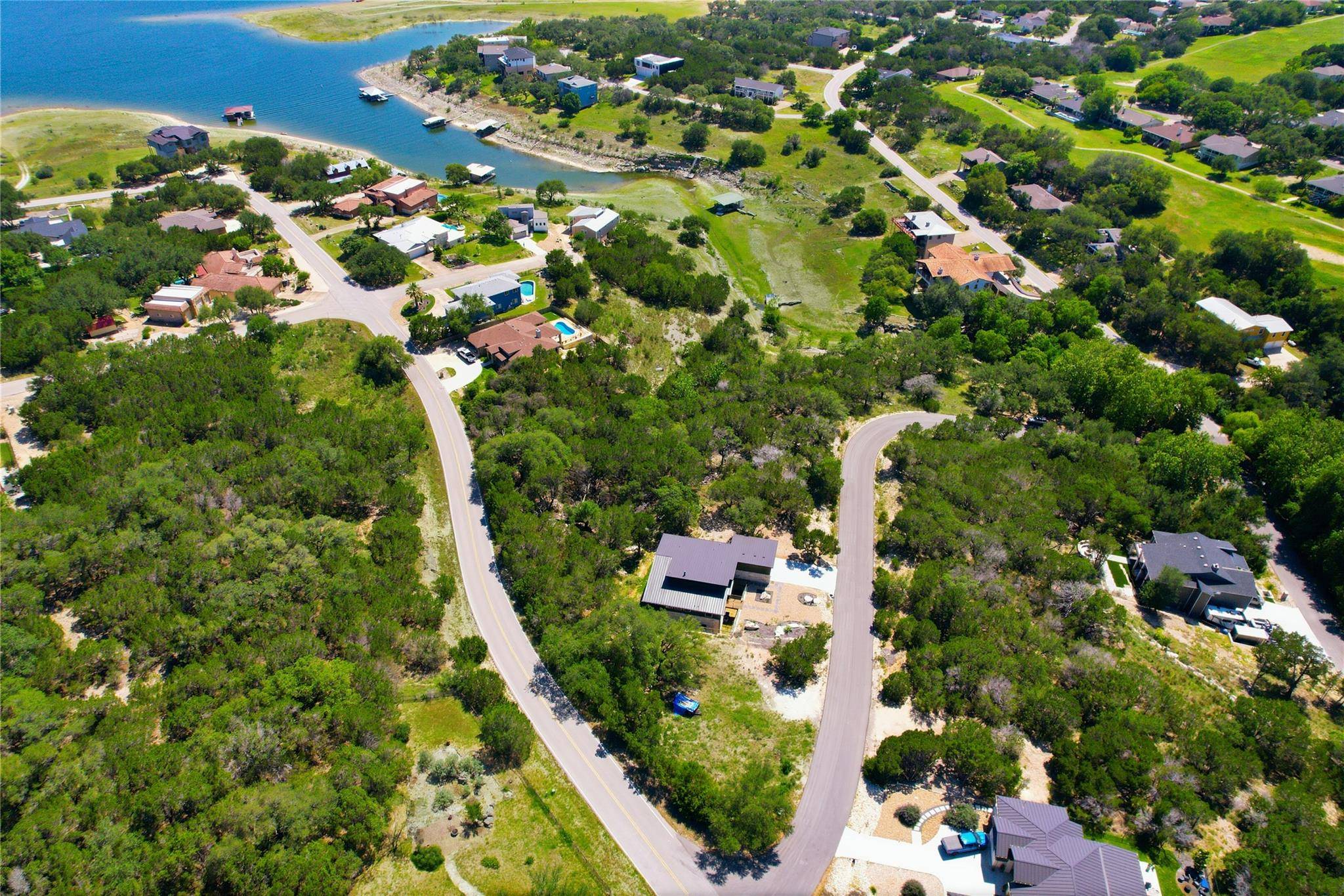 3008 Constitution DR, Lago Vista, TX 78645