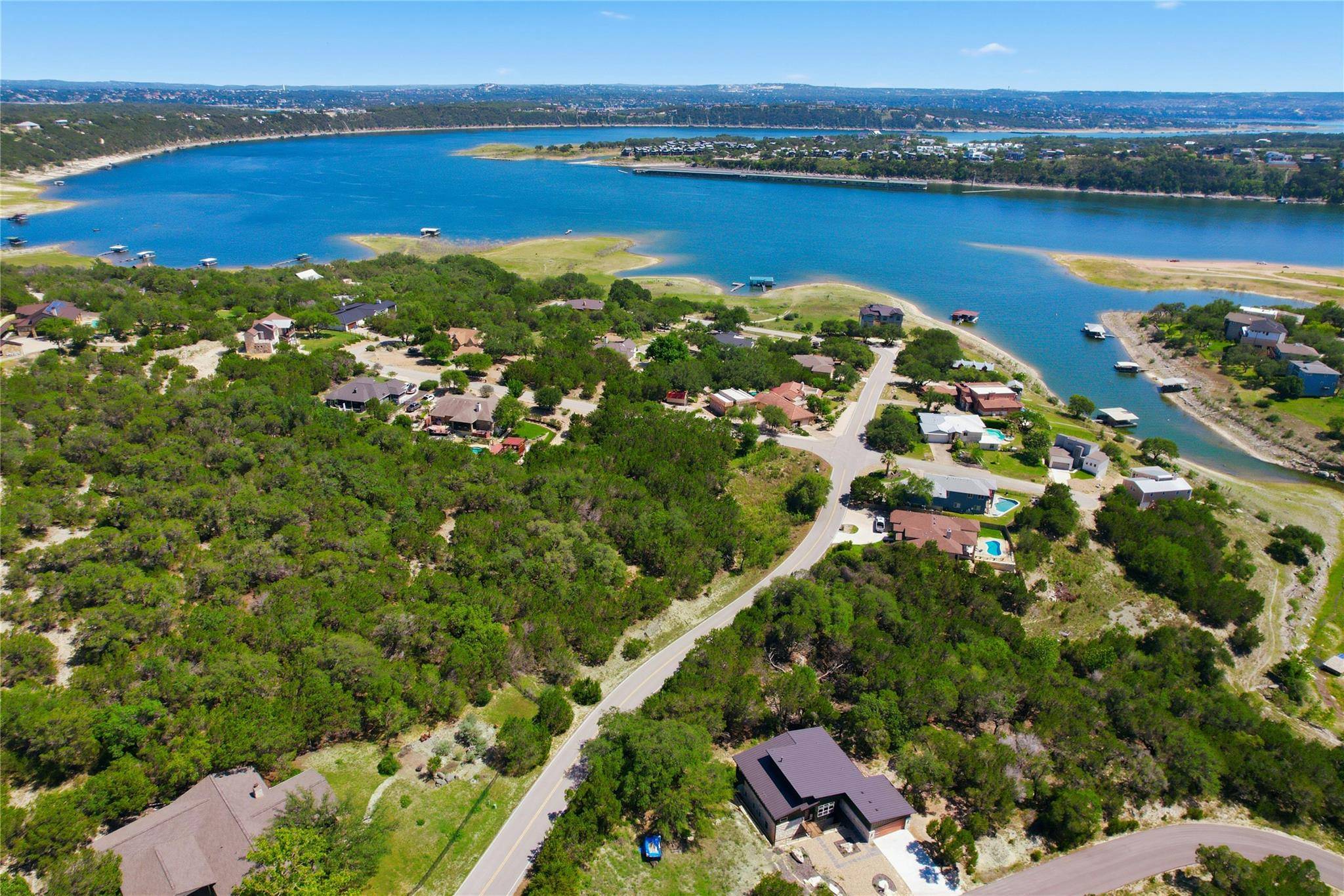 3008 Constitution DR, Lago Vista, TX 78645