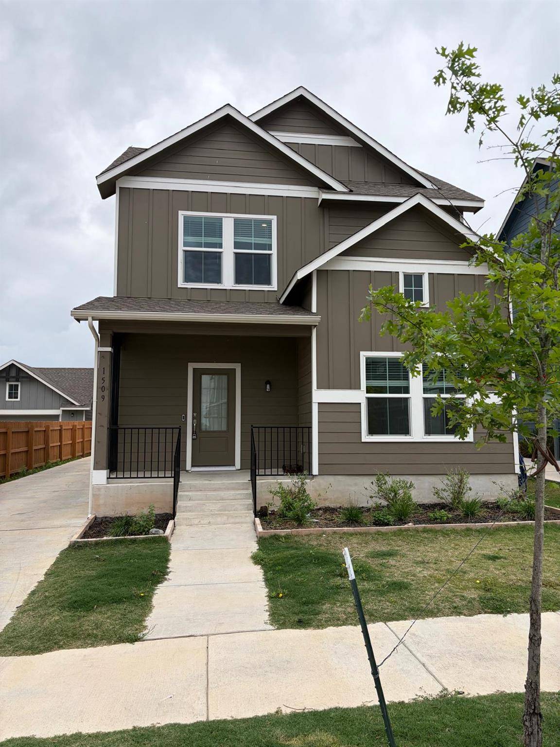 1509 Weatherford LN, Leander, TX 78641