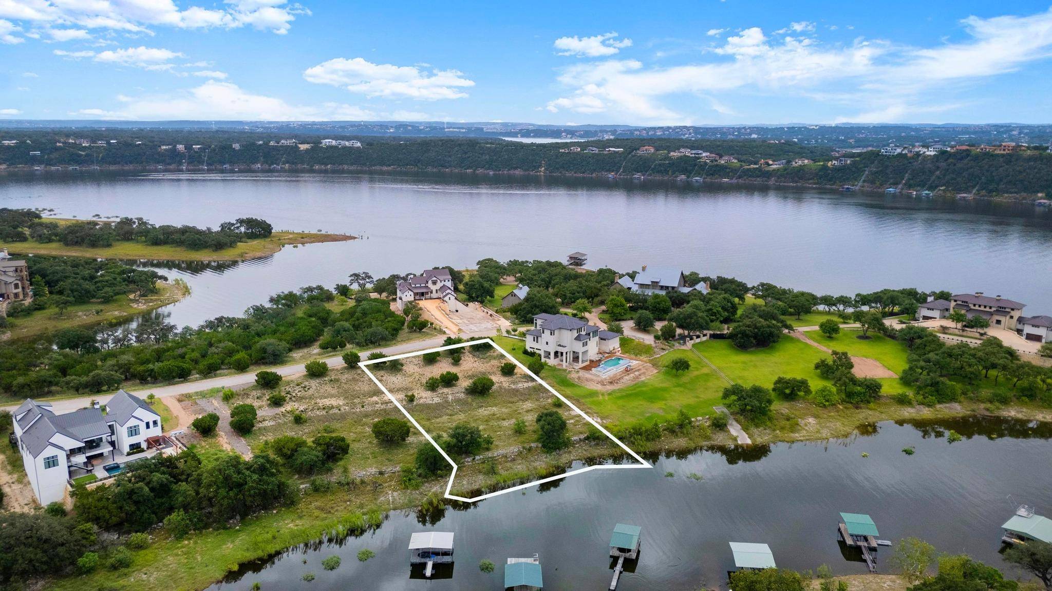 1901 Valentino CV, Spicewood, TX 78669