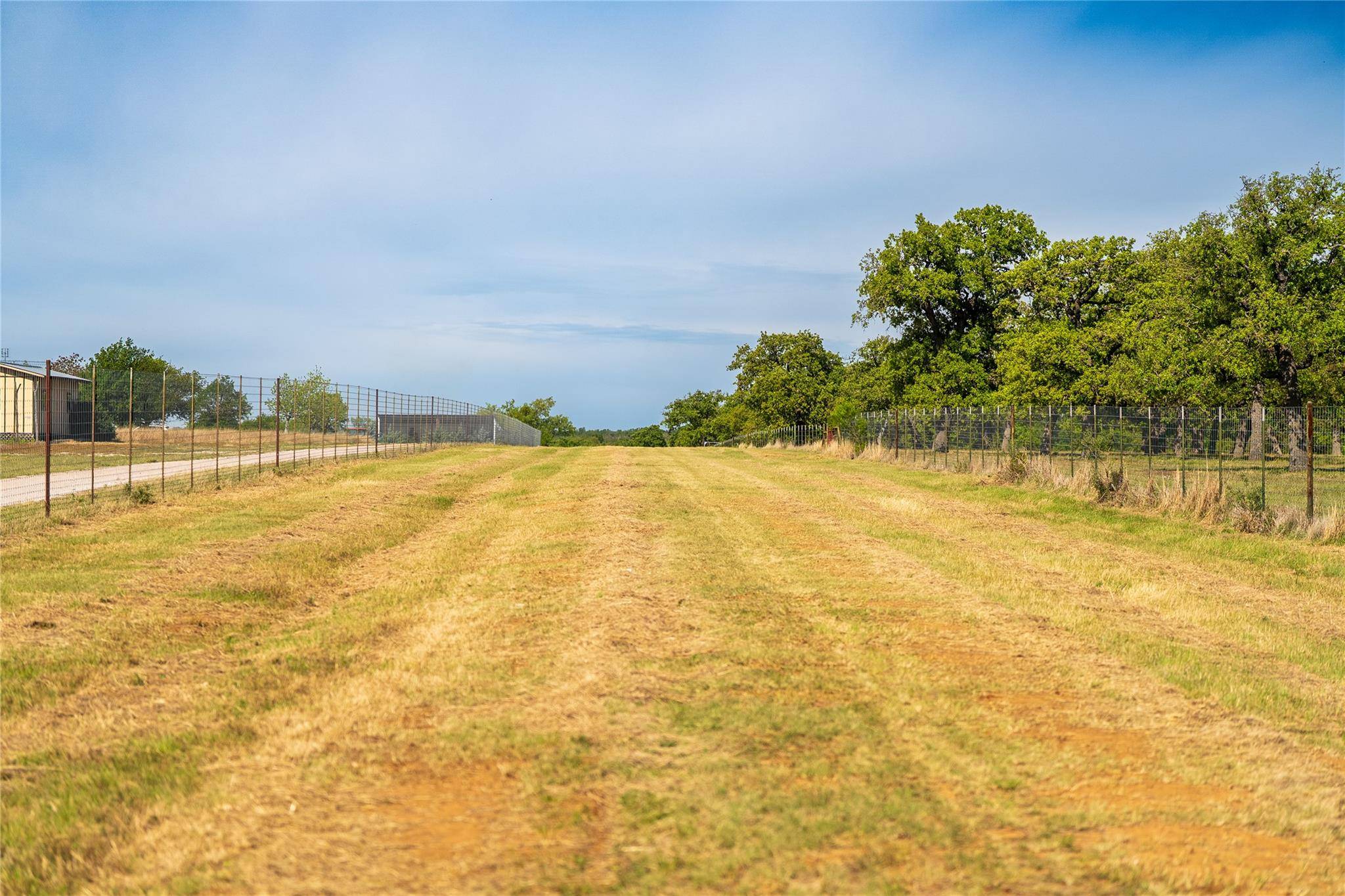 12350-125 N Hwy 16 HWY, Fredericksburg, TX 78624