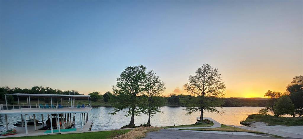 125 Lone Oak DR, Burnet, TX 78611