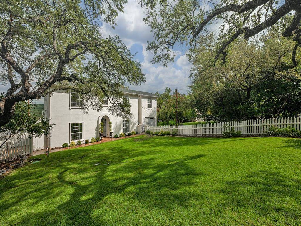 1604 Cliffwood DR, Austin, TX 78733