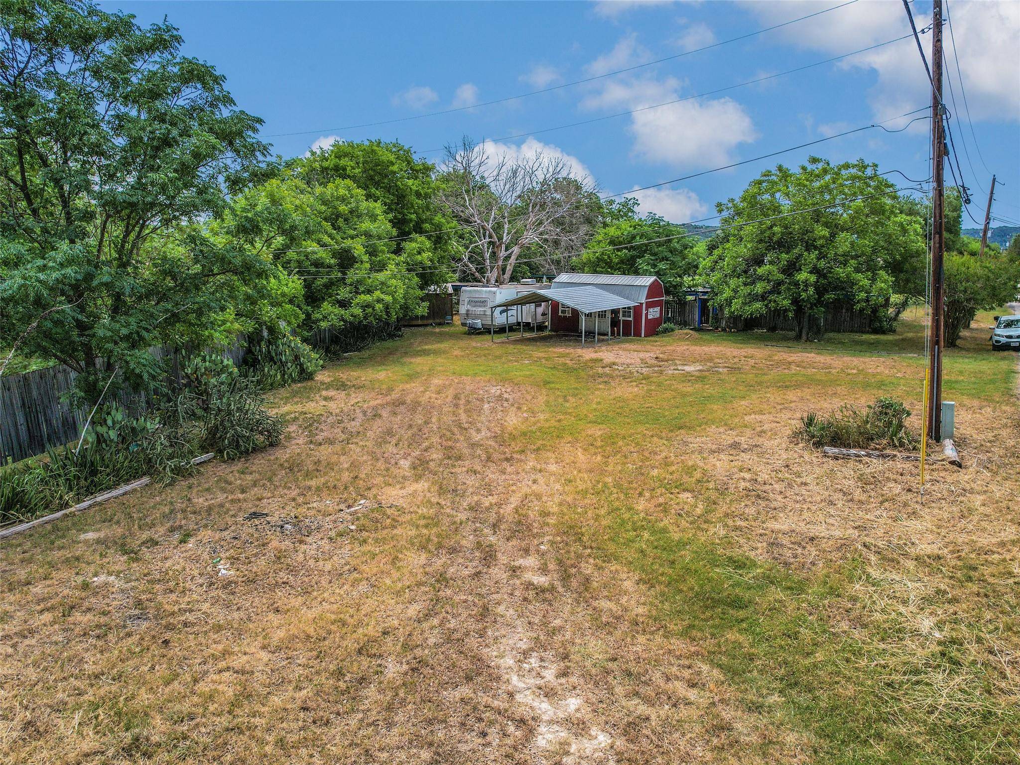 201 Oak DR, Canyon Lake, TX 78132